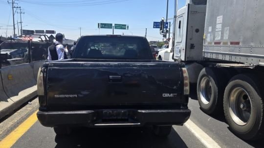 Recupera policía municipal vehículo con reporte de robo y asegura a un masculino en Huamantla