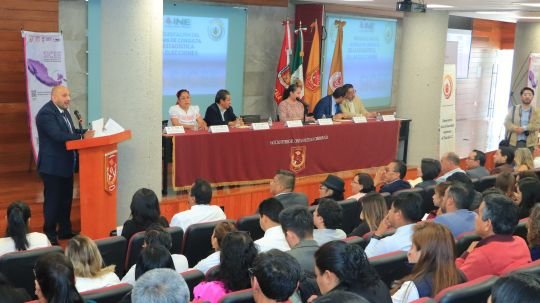 Presentaron en la UATx Sistema de Consulta de la Estadística de las Elecciones y los Conteos Censales de Participación