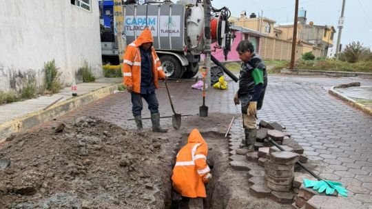 Refuerza CAPAM atención a la red hidráulica en Loma Bonita para mejorar el servicio de agua potable en la capital