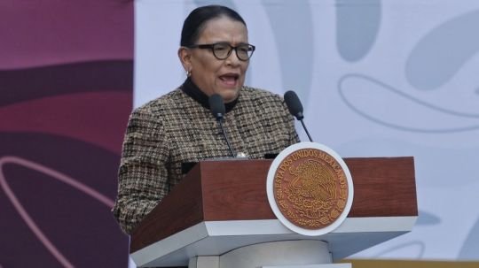 Rosa Icela Rodríguez y otros servidores de Segob se trasladan a Chilapa para restablecer el orden