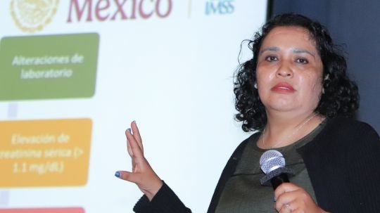 Los profesionales de la Enfermería son pilares en la protección de la salud: FMG