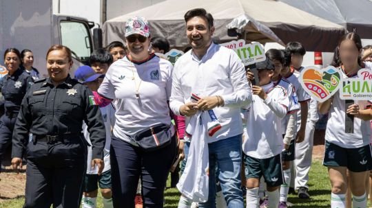 Huamantla vibra en la inauguración del torneo estatal infancia y balón por la paz