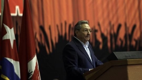 Cuestiona Sheinbaum acusación de EU a Raúl Castro y recalca autodeterminación de los pueblos