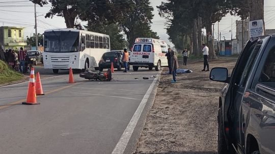 Dirección de Seguridad Pública brinda atención y apoyo vial tras hecho de tránsito en el camino a Benito Juárez