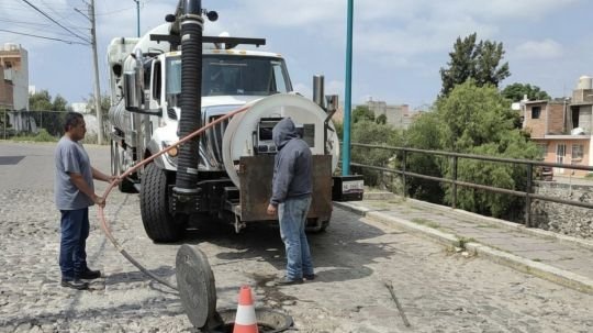 Ayuntamiento de Tlaxcala refuerza acciones preventivas ante temporada de lluvias con camión Vactor