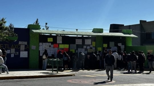 Estudiantes toman las instalaciones de la Universidad Tecnológica de Tlaxcala; exigen salida de directivos