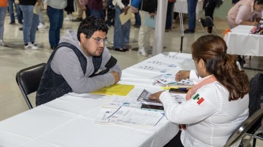 Huamantla acerca oportunidades laborales a la población con feria del empleo