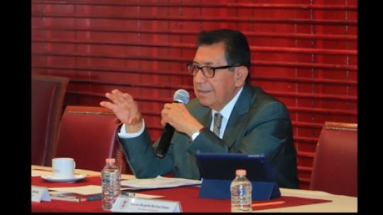 La UATx tiene un potencial relevante para la investigación: Rector