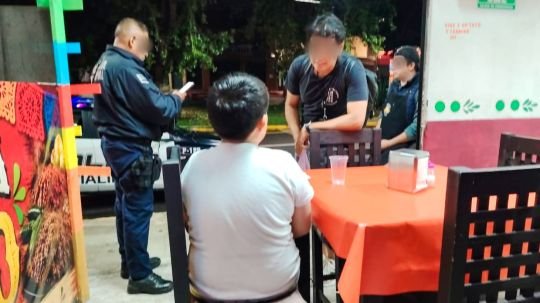 Coordinación oportuna de la policía municipal de Tlaxcala, el SMDIF y vecinos vigilantes reúne a menor con su familia