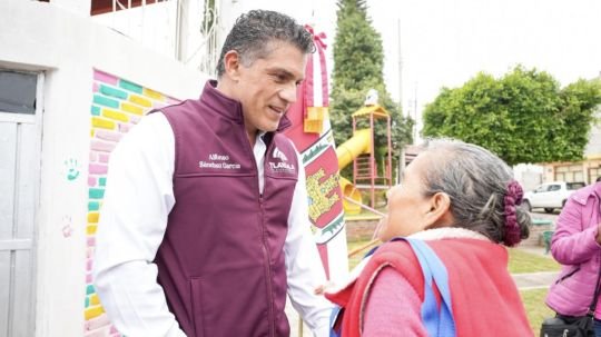 Gestiona alcalde Alfonso Sánchez apoyos para mejorar viviendas y movilidad de familias de Cuauhtelulpan