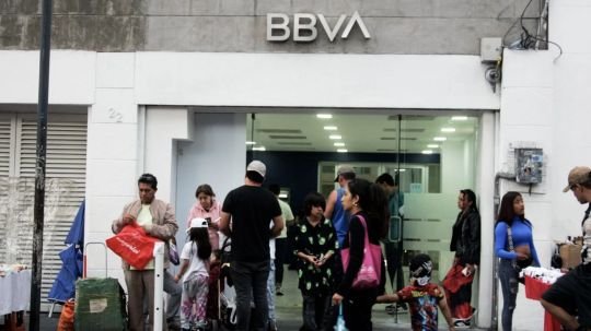 Ganancias récord de bancos de enero a abril por $104 mil millones