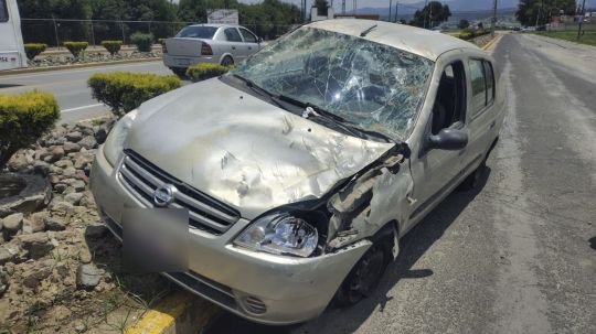 Atienden autoridades hecho de tránsito en la carretera Huamantla–Benito Juárez