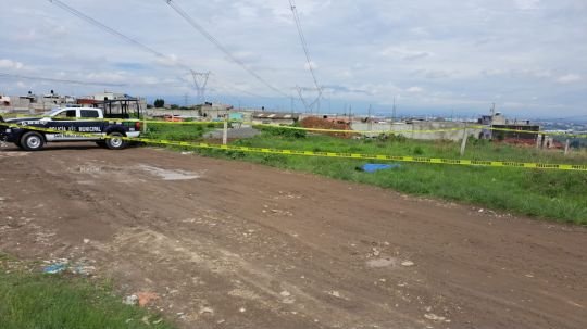 Investigan hallazgo de masculino sin vida en límites de Puebla y San Pablo del Monte