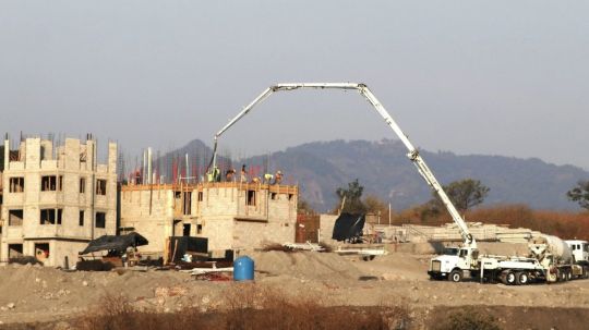Continuará la obra pública sin endeudar al país, asegura Sheinbaum