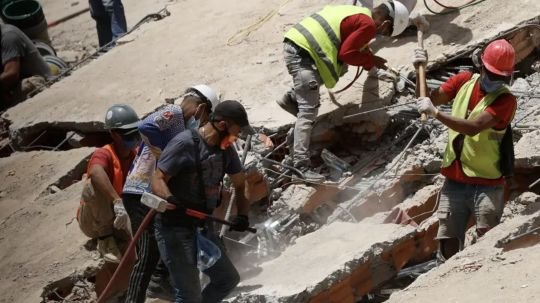 Son casi mil los muertos por sismos en Venezuela; hay más de 50 mil desaparecidos