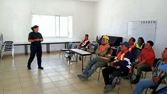 Capacita ayuntamiento de Tlaxcala a la ciudadanía en primeros auxilios y uso de extintores