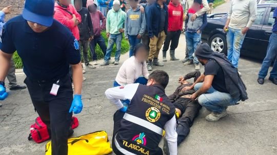 Policía municipal de Tlaxcala atiende accidente vial y asegura a presunto responsable