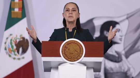 Sheinbaum elogia a Memo Ochoa, confía en El Tri ante Ecuador y destaca hospitalidad con Irán