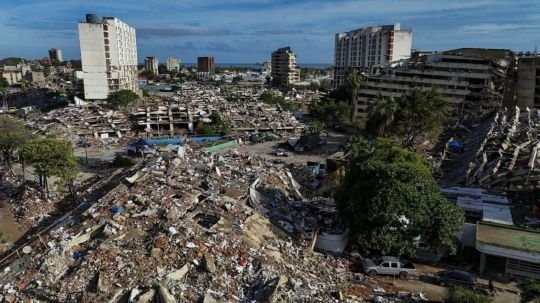 Suman casi 2 mil muertos y 10 mil heridos por sismos en Venezuela