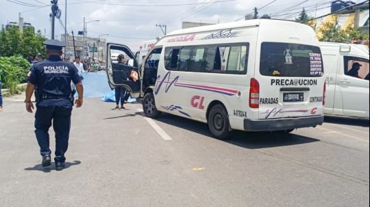 Policía municipal de Tlaxcala detiene a conductor y resguarda zona tras atropellamiento en Acuitlapilco