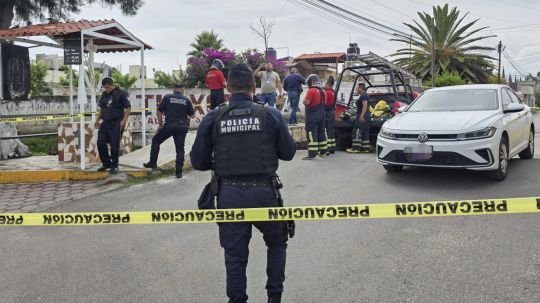 Policía municipal de Tlaxcala resguarda la zona de hombre hallado sin signos vitales en Tlacomulco