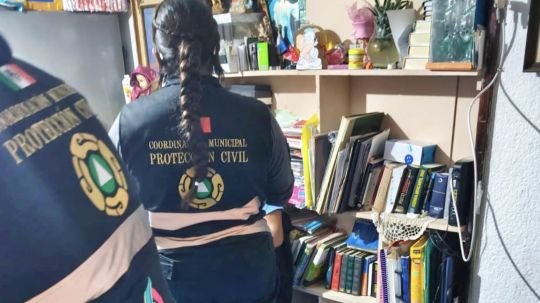 Atienden policía municipal y protección civil de Tlaxcala a hombre tras reporte por crisis neuroconvulsiva