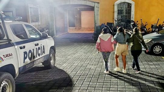Policía municipal de Tlaxcala salvaguarda integridad física de mujer agredida por un familiar en Ocotlán