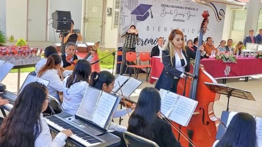 Ensamble Yoloxóchitl conquista a estudiantes de Ocotlán en presentación organizada por el ayuntamiento de Tlaxcala