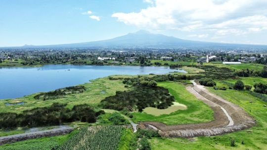 Ayuntamiento de Tlaxcala avanza en la recuperación de la laguna de Acuitlapilco