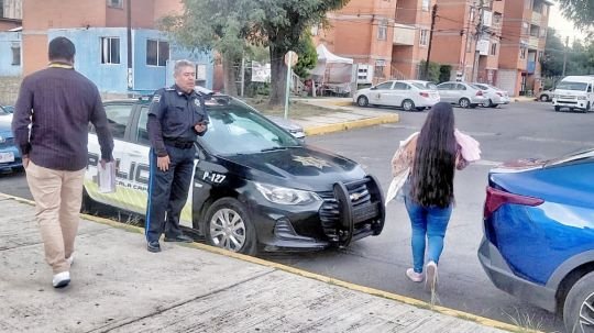 Juzgado y policía municipal de Tlaxcala brindan acompañamiento para la restitución de una niña a su madre