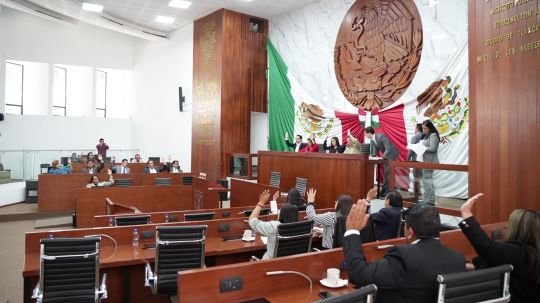Declara Congreso del Estado aprobado el Decreto 285 de reforma a la Constitución local