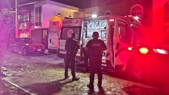 Elementos de policía y protección civil de Tlaxcala brindan atención oportuna y acompañamiento a mujer