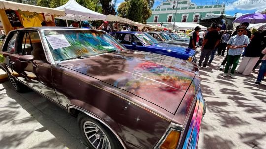 Autos clásicos y antiguos se dan cita en Huamantla durante la feria 2026