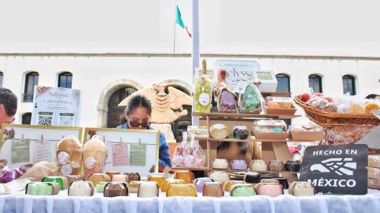 Expo-venta “hecho en México” acerca nuevos mercados a mujeres emprendedoras respaldadas por el ayuntamiento de Tlaxcala