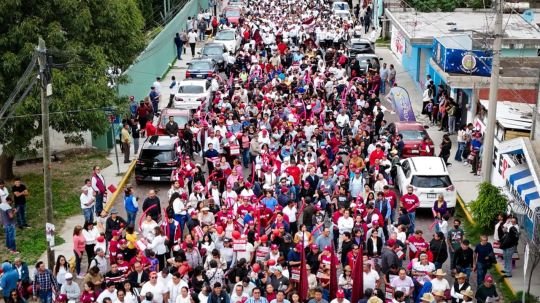 Más de mil tlaxcaltecas marchan en respaldo a Claudia Sheinbaum y al proyecto de Alfonso Sánchez