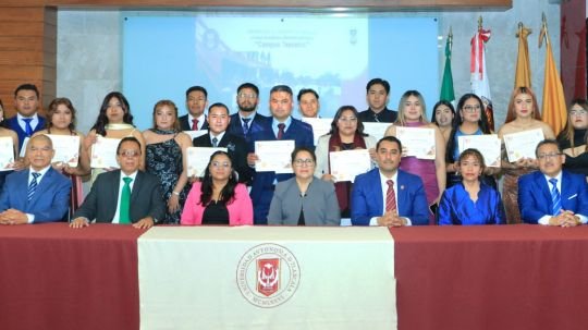 Campus Teacalco UATx gradúa a nuevos Licenciados en Derecho