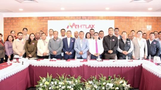 Presidente municipal de Tlaxcala Carlos López Suárez rinde protesta como secretario ejecutivo de la Aamtlax