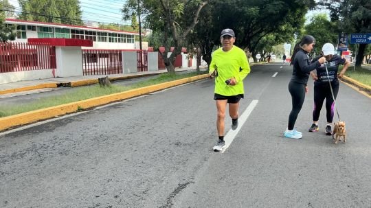Con sus mascotas, familias se reúnen y se activan cada domingo en muévete Tlaxcala