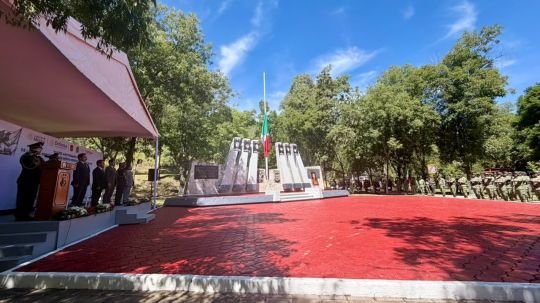 Tlaxcala capital conmemora el legado de Felipe Santiago Xicohténcatl y los niños héroes de Chapultepec
