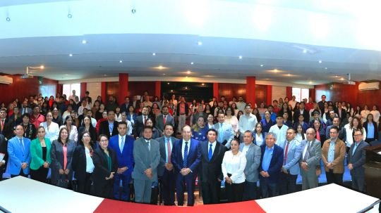 Coordinaciones de División presentan glosa del Estatuto General de la UATx