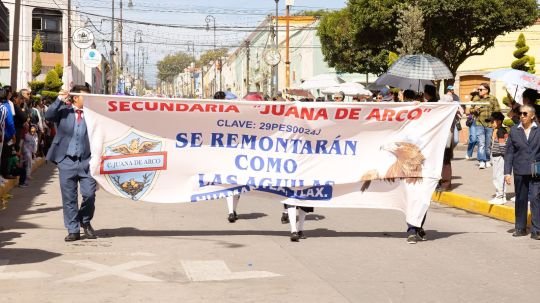 Huamantla celebra con orgullo el desfile cívico por la independencia de México