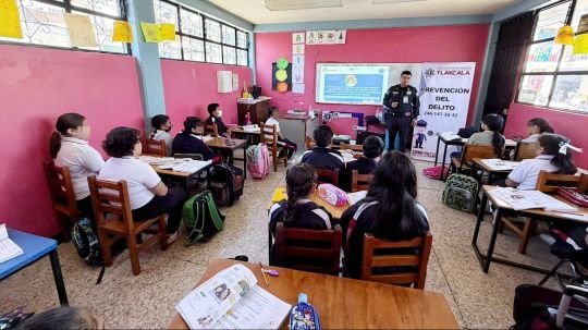 Ayuntamiento de Tlaxcala lleva a niñas y niños de primaria Ohquetzalli plática de autocuidado