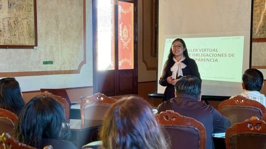 Ayuntamiento de Tlaxcala actualiza a personal sobre el nuevo portal de obligaciones de transparencia