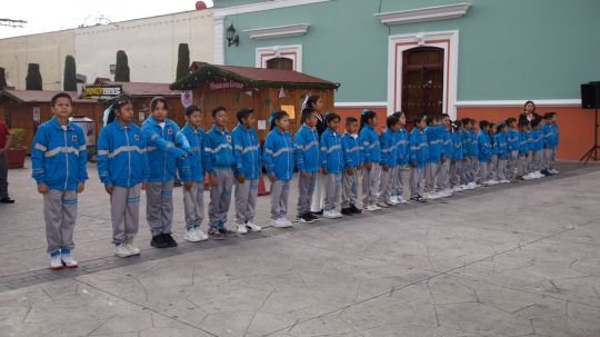 Penúltimo homenaje cívico del mes patrio se realiza con la participación de la comunidad educativa de N.C.P. Morelos