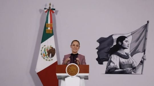Sheinbaum promete no cerrar el caso Ayotzinapa hasta encontrar a los normalistas