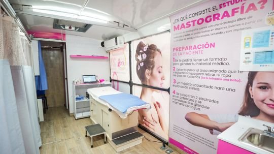 Gobierno del estado y ayuntamiento de Tlaxcala acercan caravanas de salud a las mujeres