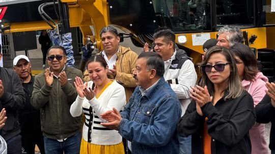 Estrena San Pablo del Monte maquinaria pesada para impulsar acciones de desarrollo en las comunidades