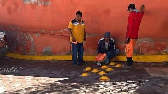 Atiende ayuntamiento de Tlaxcala solicitud ciudadana con colocación de boyas viales en Las Ánimas