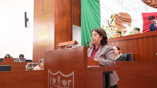 Ana Bertha Mastranzo propone armonizar requisitos para la titularidad del Poder Ejecutivo estatal