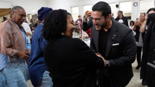 Candidato progresista musulmán causa alarma al gobierno de Trump